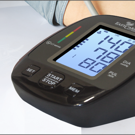 Measuring blood pressure with Easycare Digital Blood Pressure Monitor